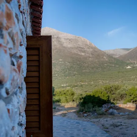 Holiday home Aloni Wood & Stone *